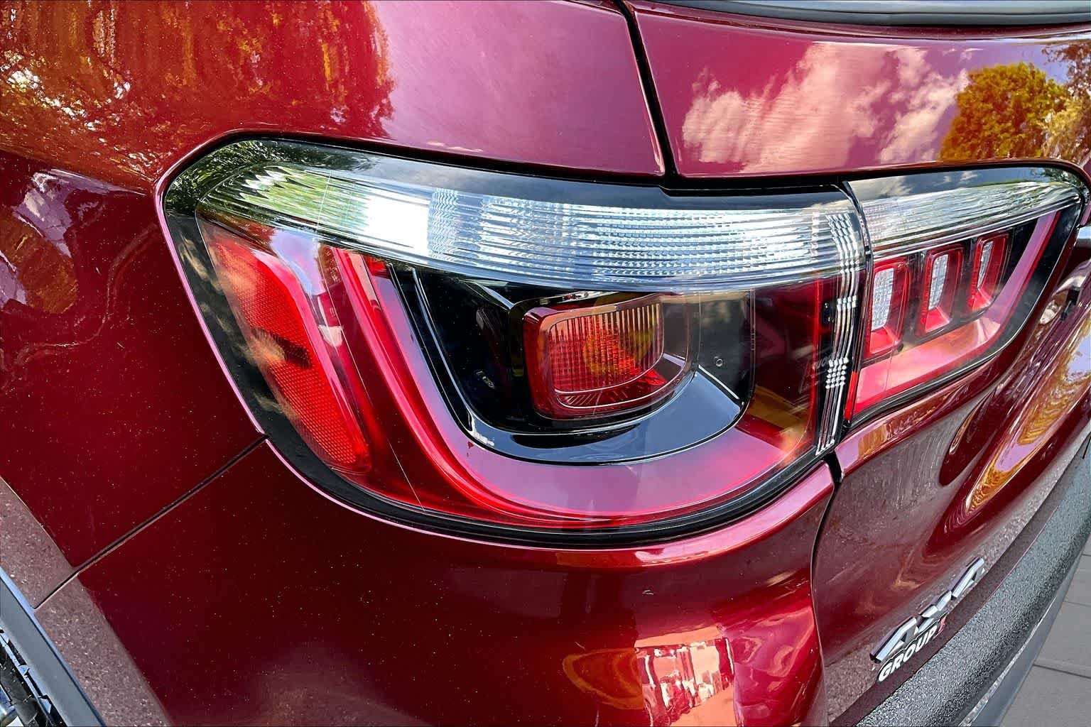 Used 2021 Velvet Red Pearlcoat Jeep Trailhawk image 26