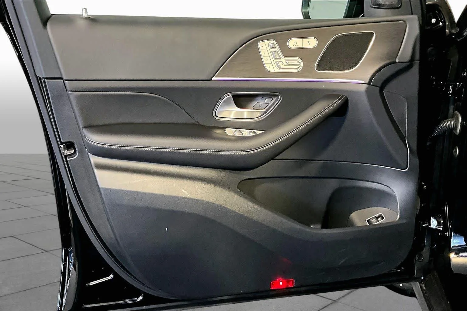 Certified Used 2026 Black Mercedes-Benz GLE 350 image 21
