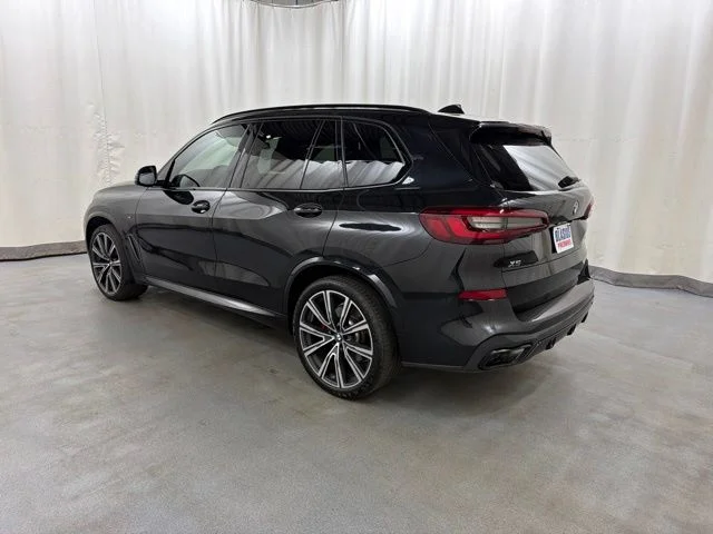 Used 2022 Black BMW M50i image 4