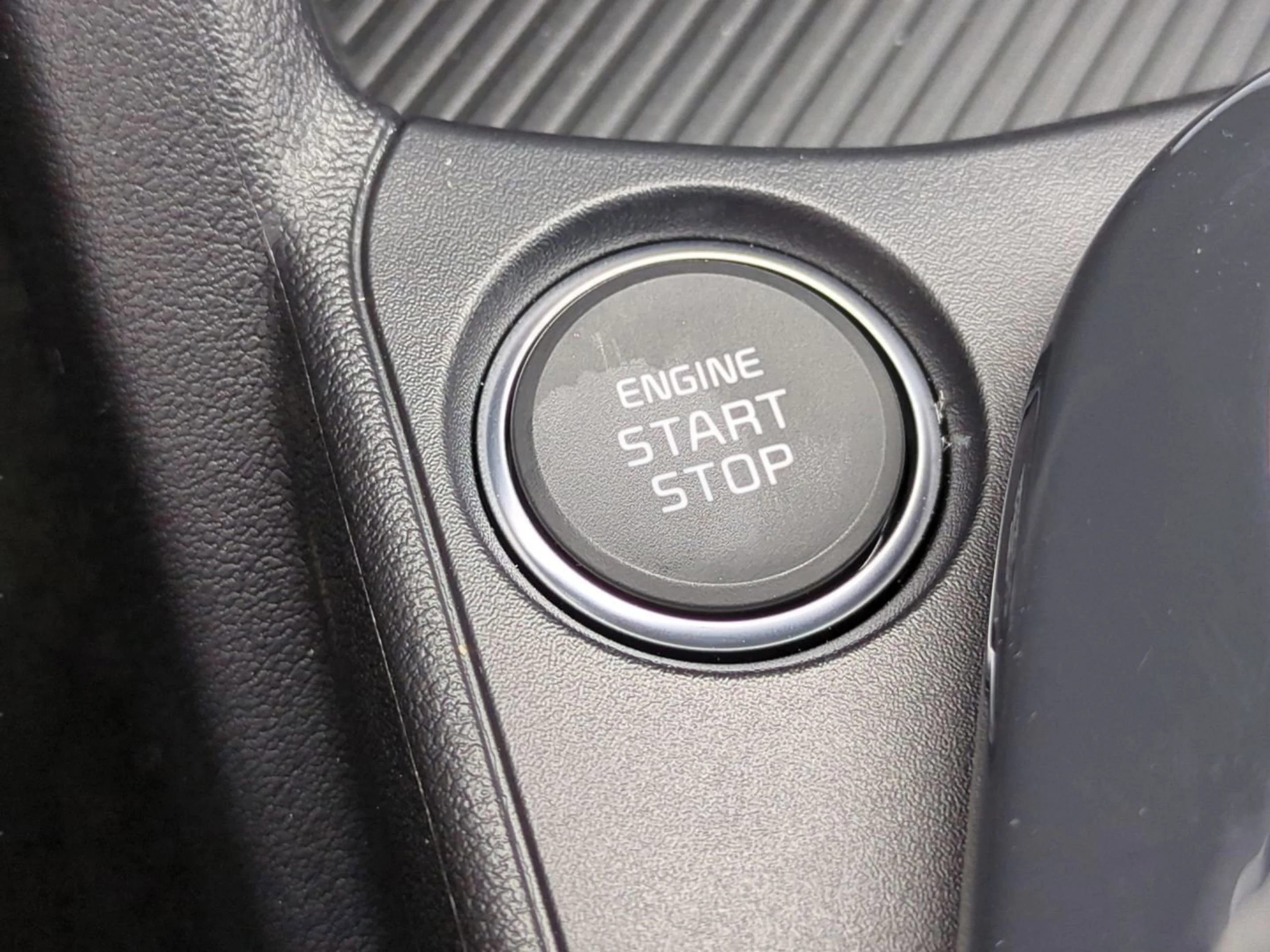 New 2026 Snow White Pearl Kia EX image 57