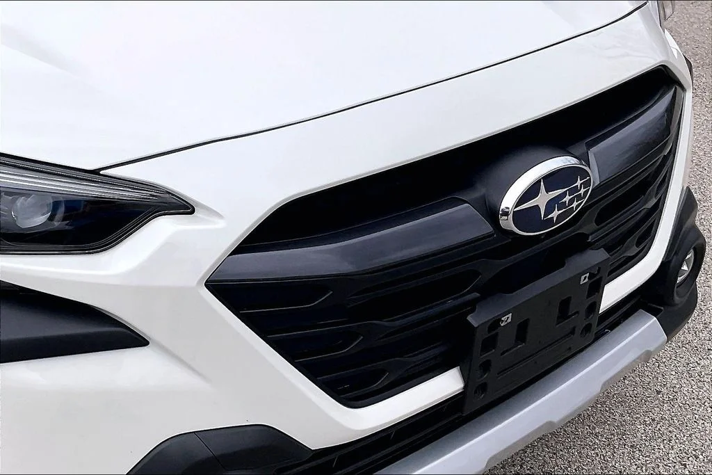Used 2024 White Subaru Touring XT image 31
