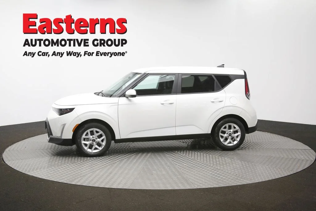 Used 2024 White Kia LX image 58