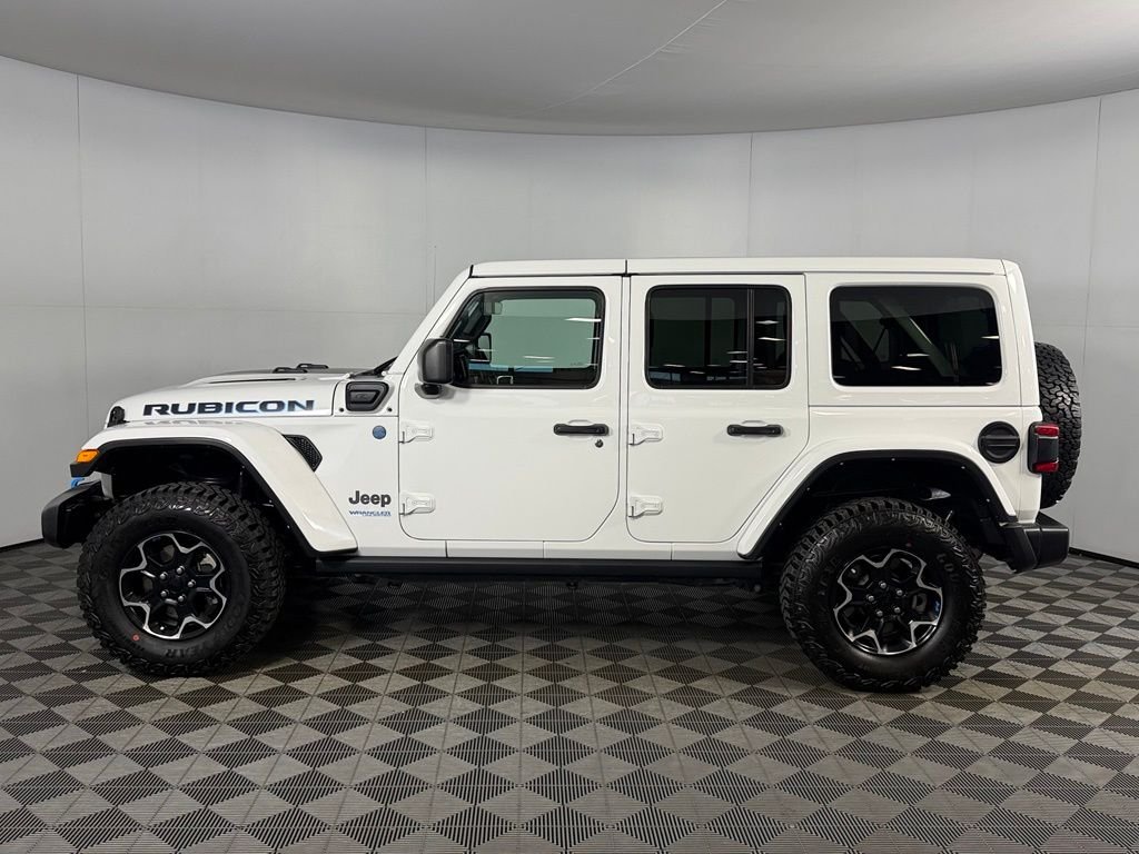 Used 2022 White Jeep Unlimited Rubicon 4xe image 9