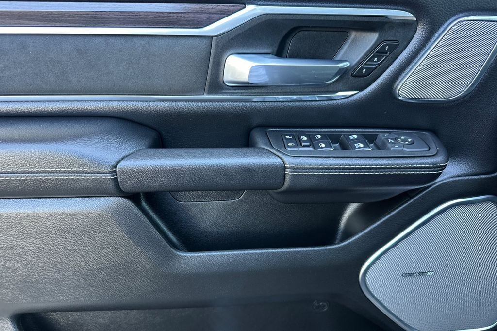 2026 RAM 1500 Laramie - Photo 10