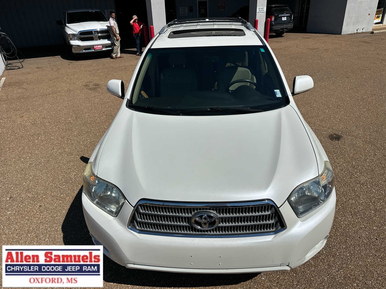 Used 2010 Blizzard Pearl Toyota Limited w/3rd Row image 10