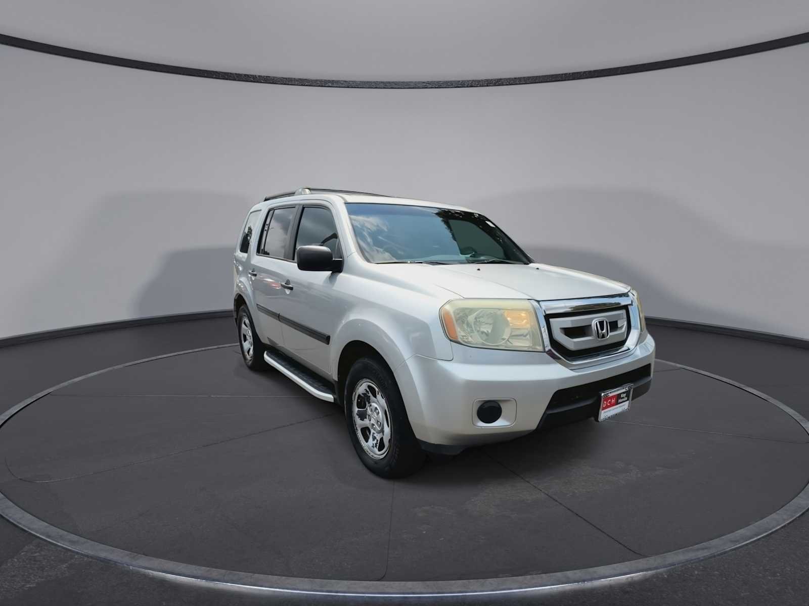 Used 2009 Honda Pilot LX with VIN 5FNYF482X9B055584 for sale in Eatontown, NJ
