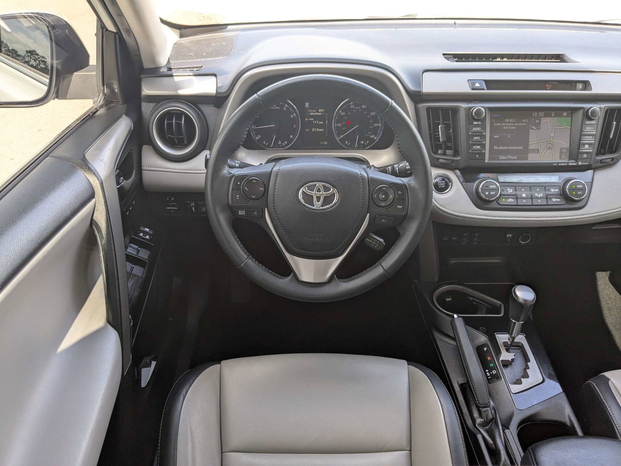 Used 2016 Blizzard Pearl Toyota Limited image 19