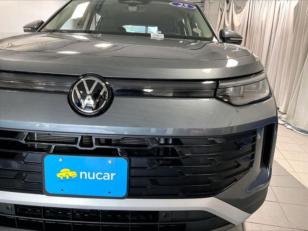Certified Used 2025 Gray Volkswagen 2.0T SE image 32