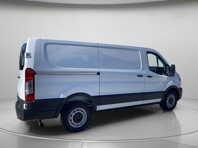 New 2026 Oxford White Ford Cargo Van image 33