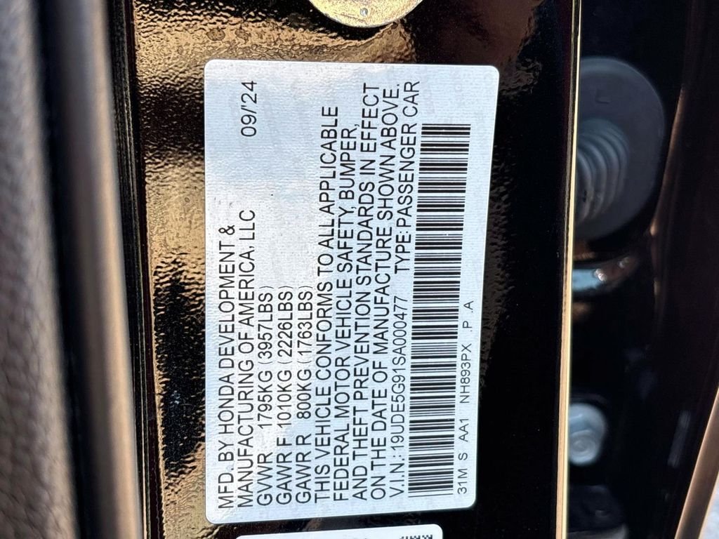 Used 2025 Black Acura Type S image 29