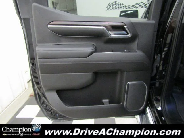 Used 2022 Onyx Black GMC SLT image 22
