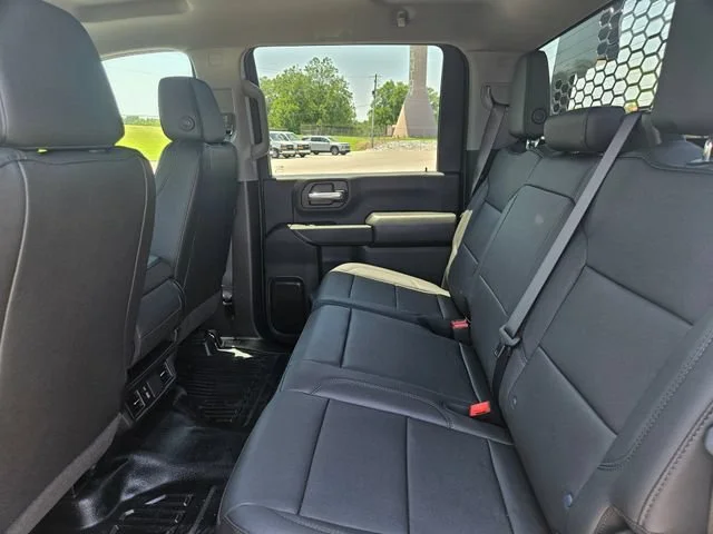 New 2025 Summit White GMC Pro image 25