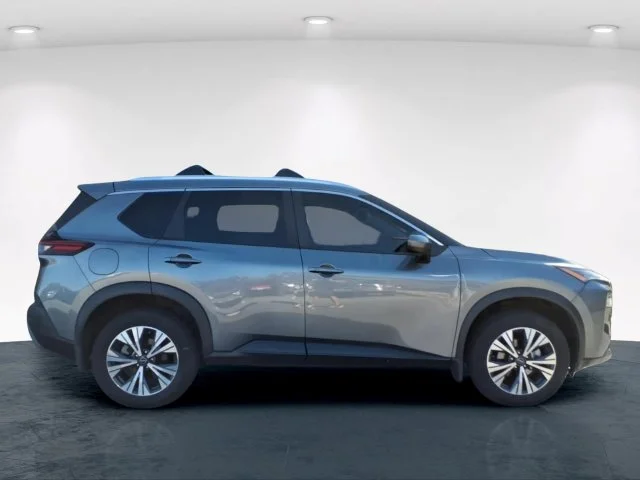 Used 2023 Gray Nissan SV image 12