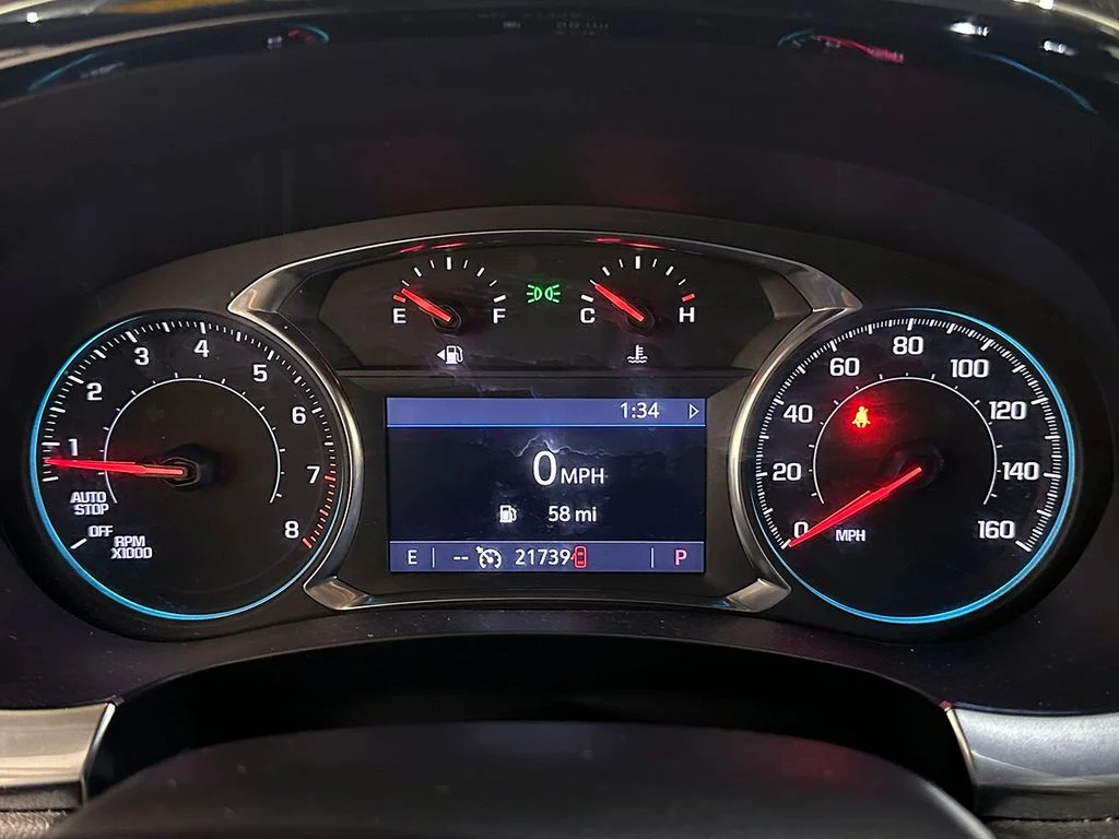 Used 2022 Silver Chevrolet LT image 32