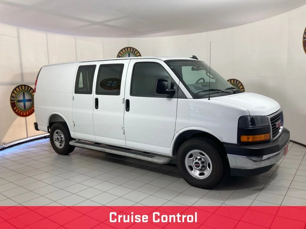 Used 2025 White GMC Work Van image 12