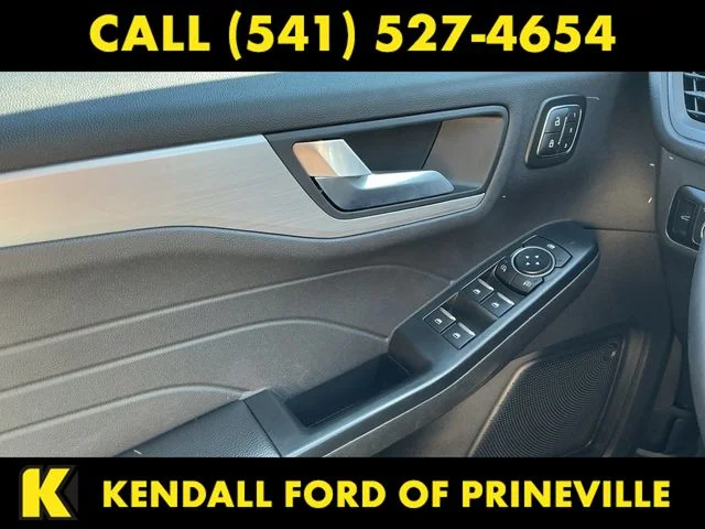 Used 2025 Silver Ford Platinum image 10