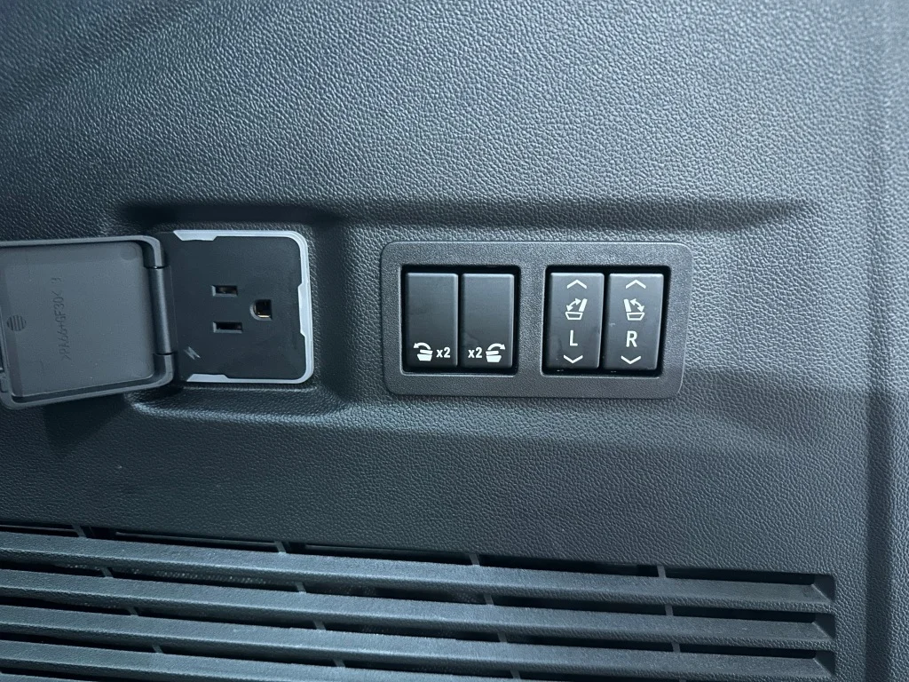 2023 Chevrolet Tahoe RST - Photo 29