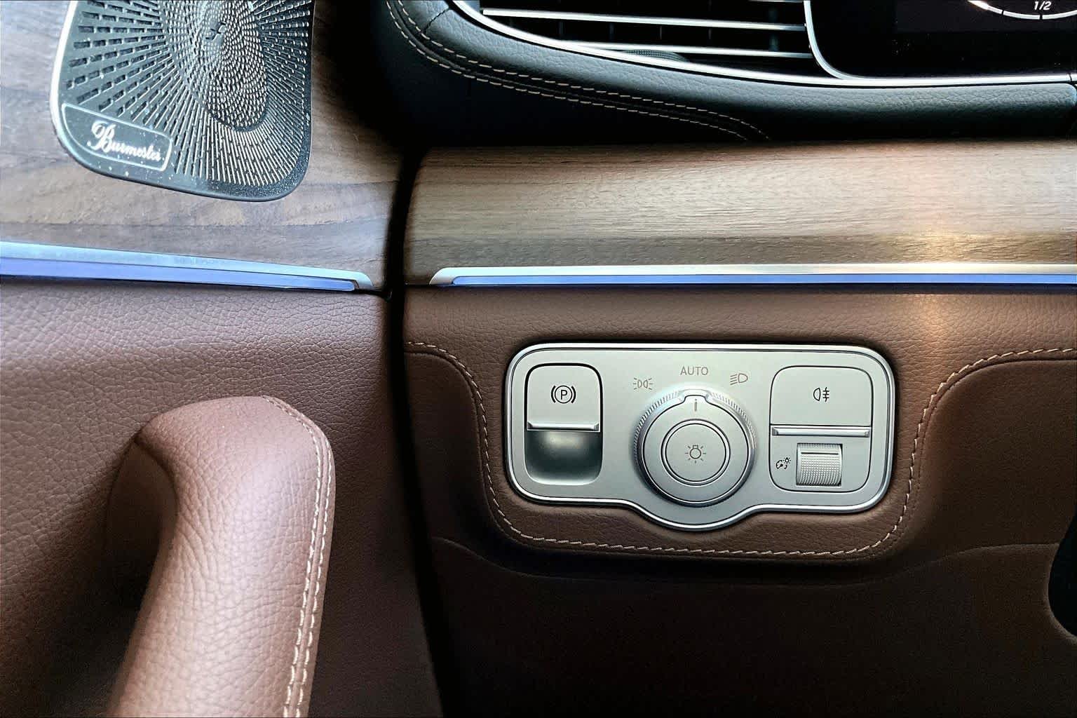 New 2026 Polar White Mercedes-Benz GLE 580 image 13