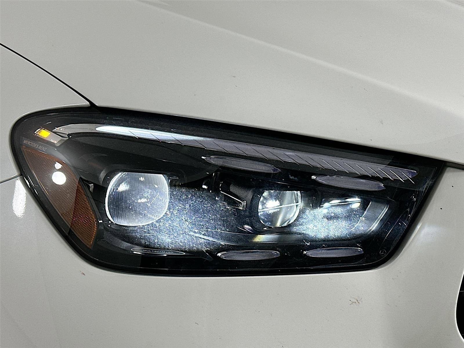 Used 2025 MANUFAKTUR Moonlight White Metallic Mercedes-Benz GLE 53 AMG® image 9