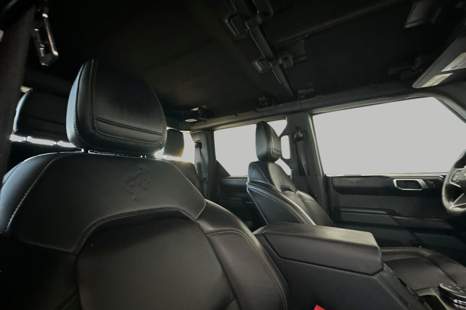 Used 2025 Gray Ford Badlands image 17