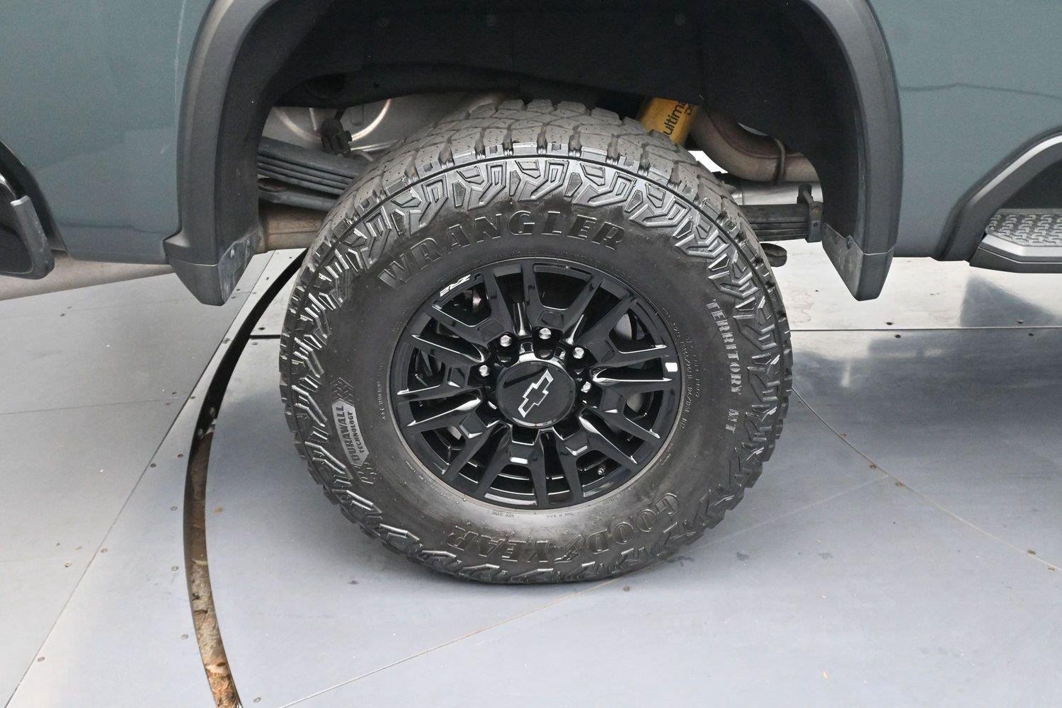Used 2026 Cypress Gray Chevrolet ZR2 image 35