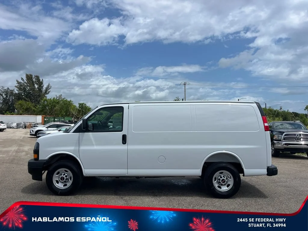 New 2026 Summit White GMC Work Van image 4