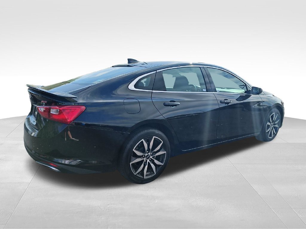 Used 2023 Black Chevrolet RS image 5