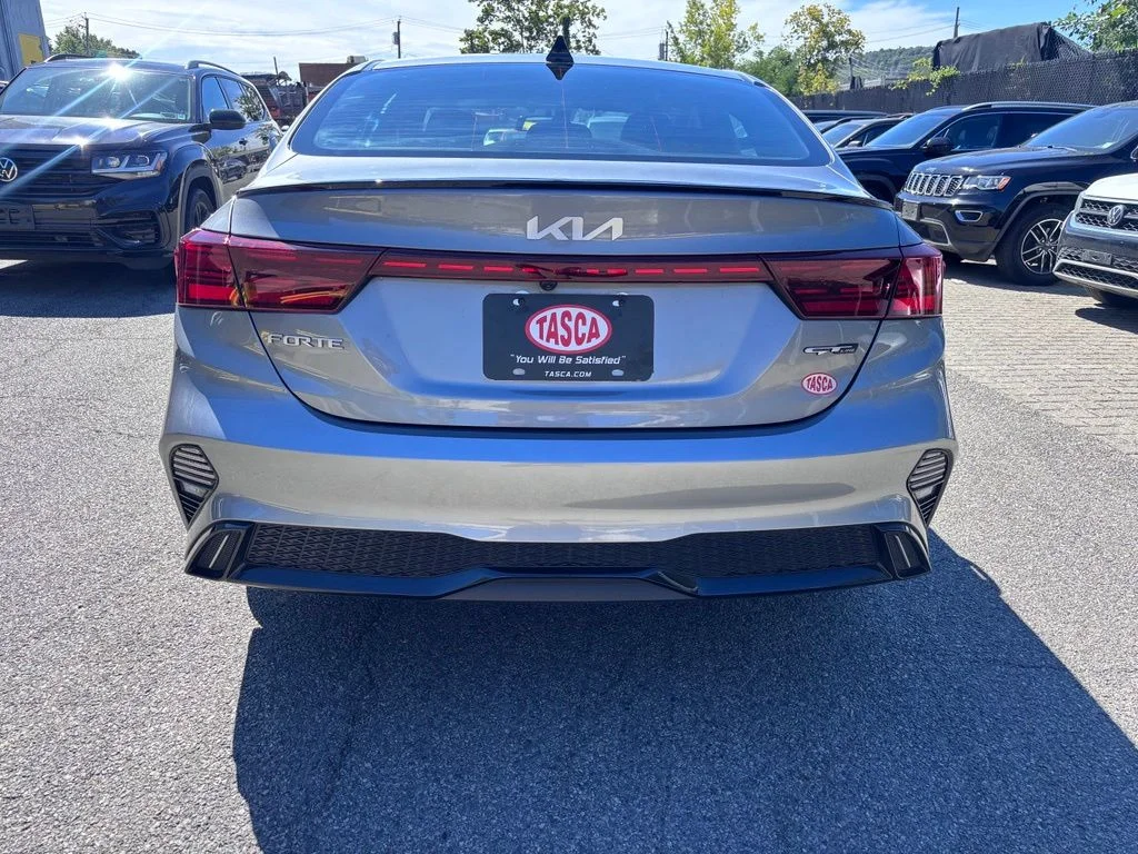 Used 2023 Gray Kia GT-Line image 7