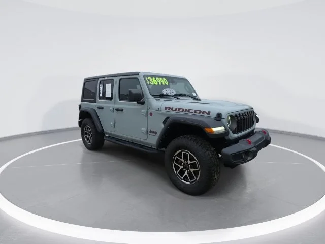 Used 2024 Gray Jeep Rubicon image 2