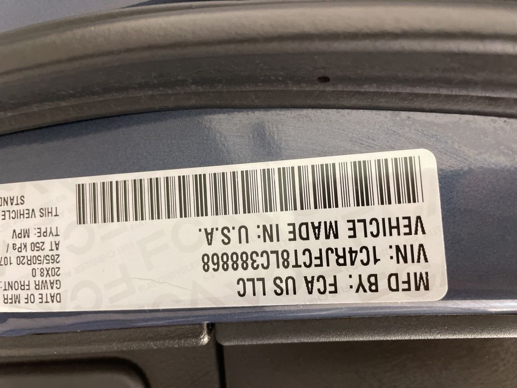Used 2020 Blue Jeep High Altitude image 31