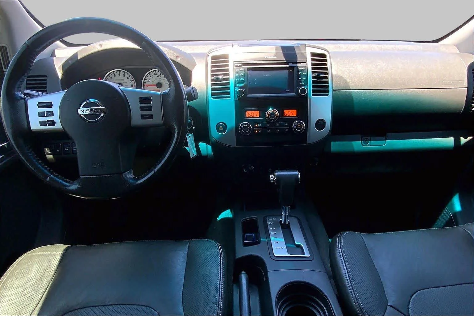Used 2018 Magnetic Black Nissan PRO-4X image 15