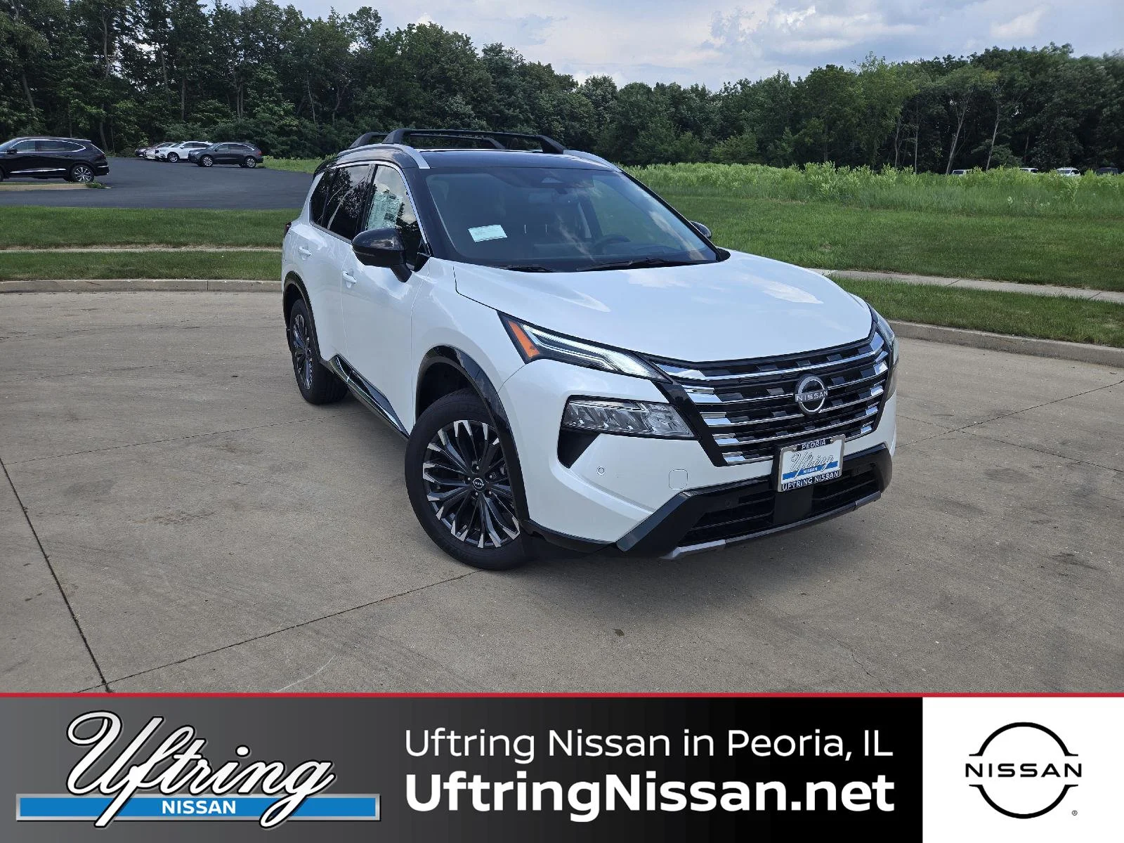 New 2026 Everest White Pearl/Super Black Nissan Platinum image 1