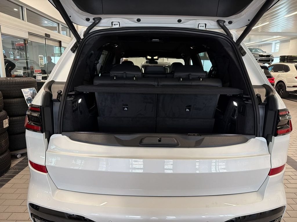 New 2027 Mineral White Metallic BMW xDrive40i image 22