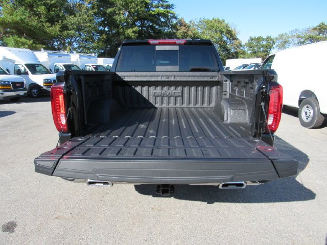 New 2026 Onyx Black GMC SLT image 32