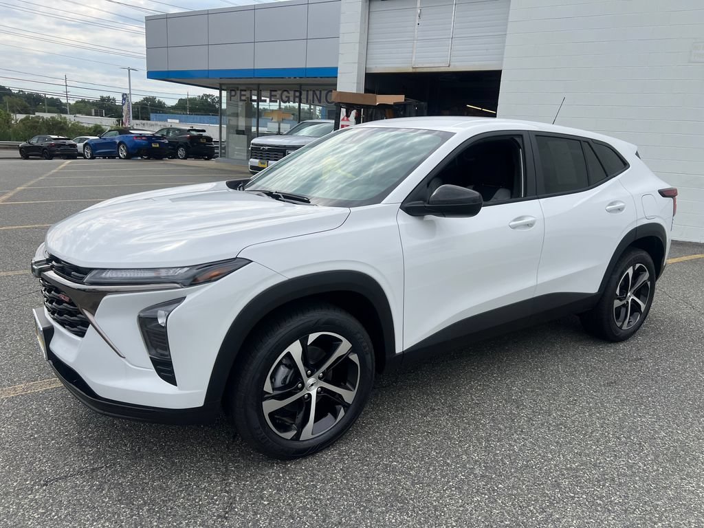 2026 Chevrolet Trax RS - Photo 9