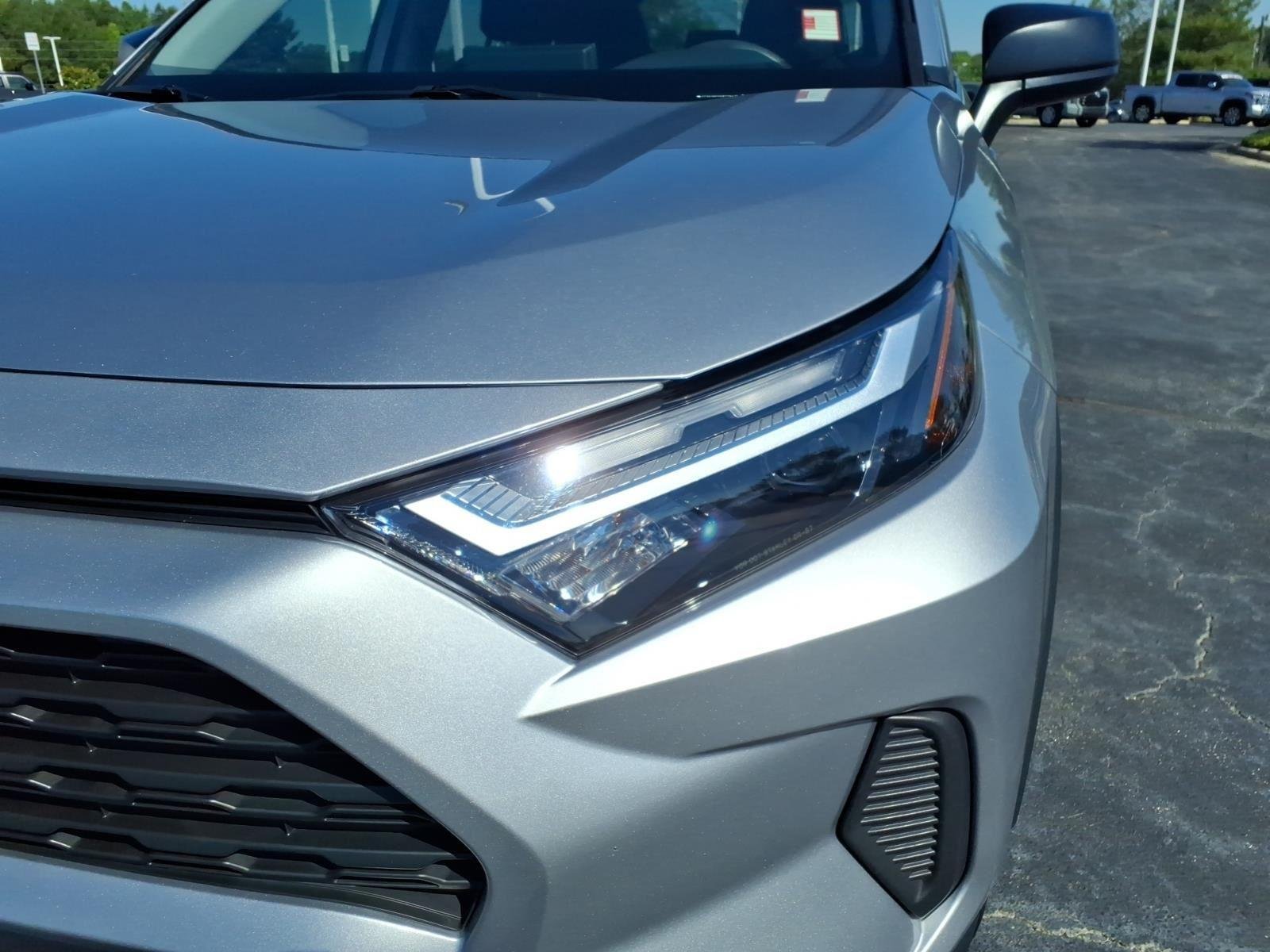 Used 2024 Silver Sky Metallic Toyota LE image 15