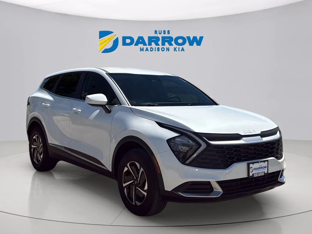 Used 2023 Snow White Pearl Kia LX image 7