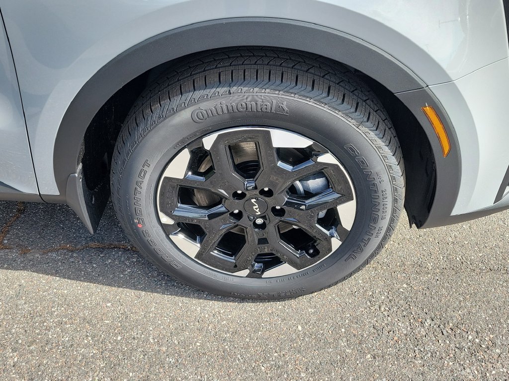 New 2026 Wolf Gray Kia S image 41