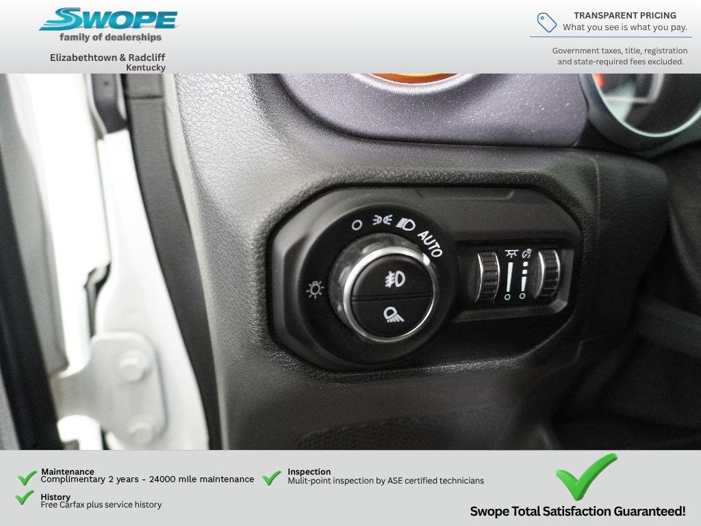 Used 2021 Bright White Clearcoat Jeep Mojave image 14