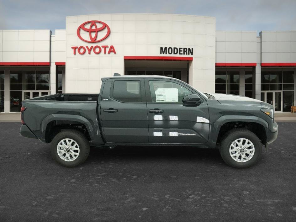 New 2026 Underground Toyota SR5 image 14