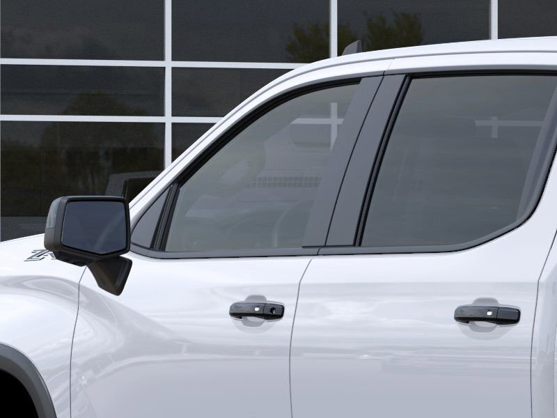New 2026 Summit White Chevrolet ZR2 image 13