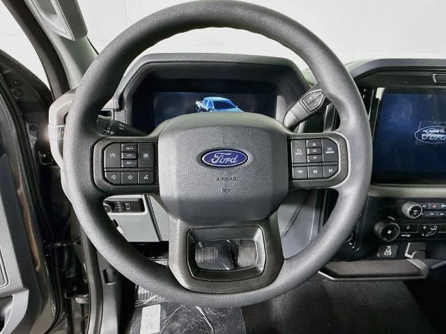 New 2026 Carbonized Gray Metallic Ford XLT image 40