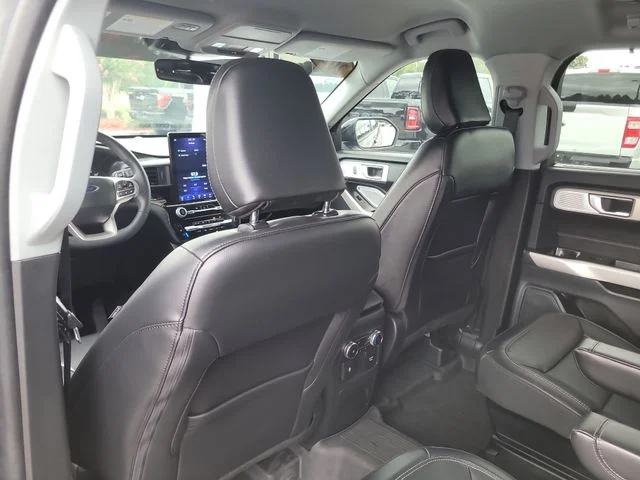 Used 2024 Gray Ford Limited image 13