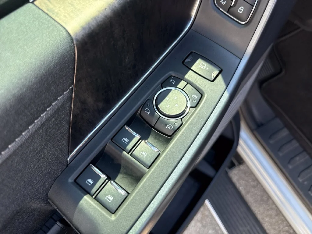 New 2026 Glacier Gray Metallic Tri-Coat Ford F-350® Lariat® image 22