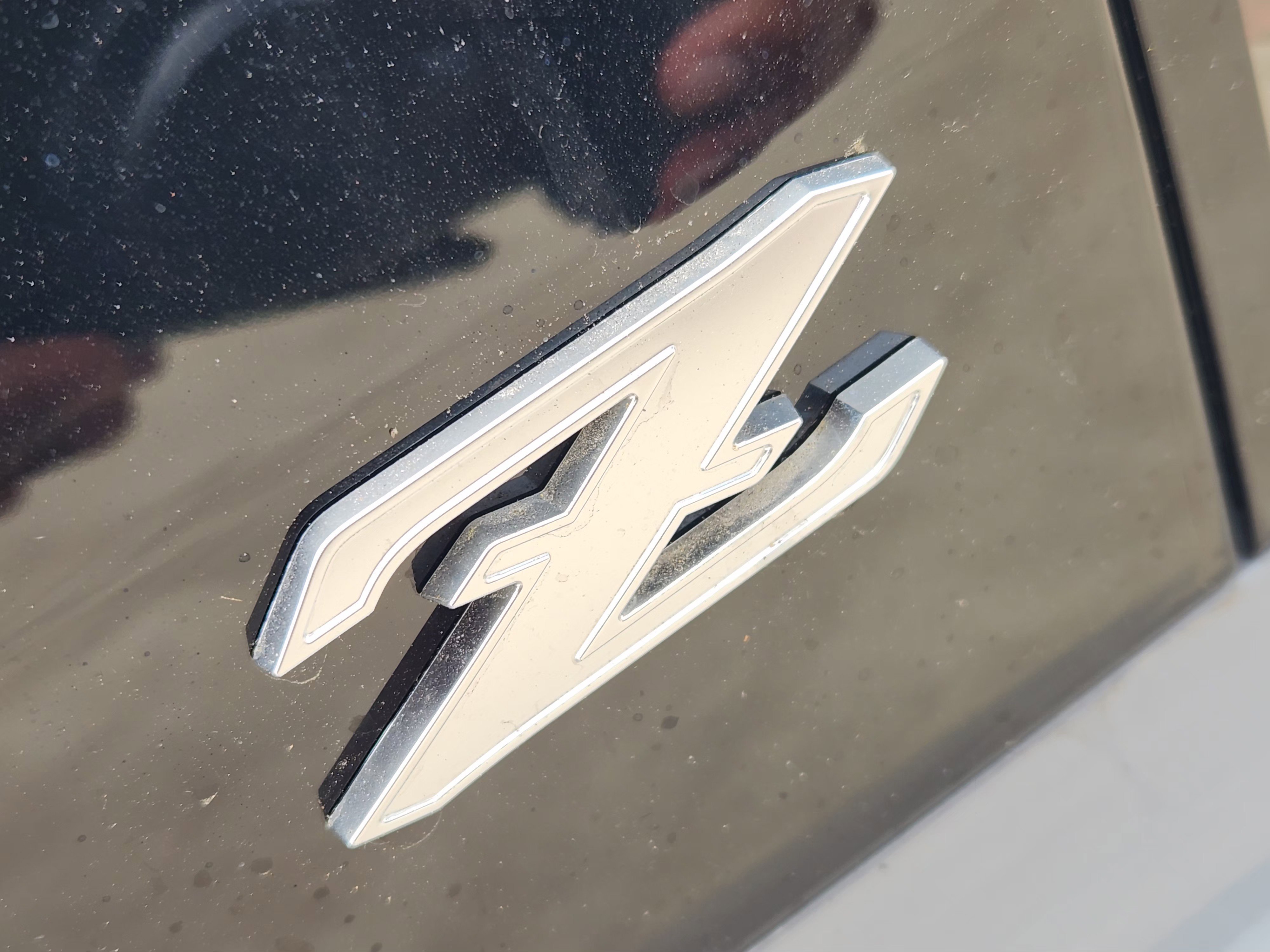 New 2026 Boulder Gray Pearl / Super Black Two-tone Nissan Sport image 27