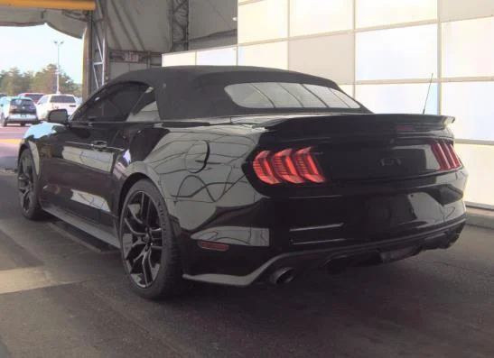 Used 2016 Shadow Black Ford GT Premium image 5