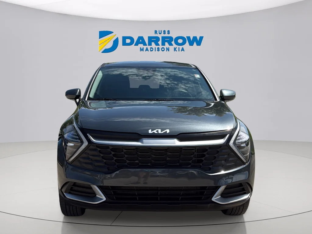 Used 2025 Gravity Gray Kia LX image 8