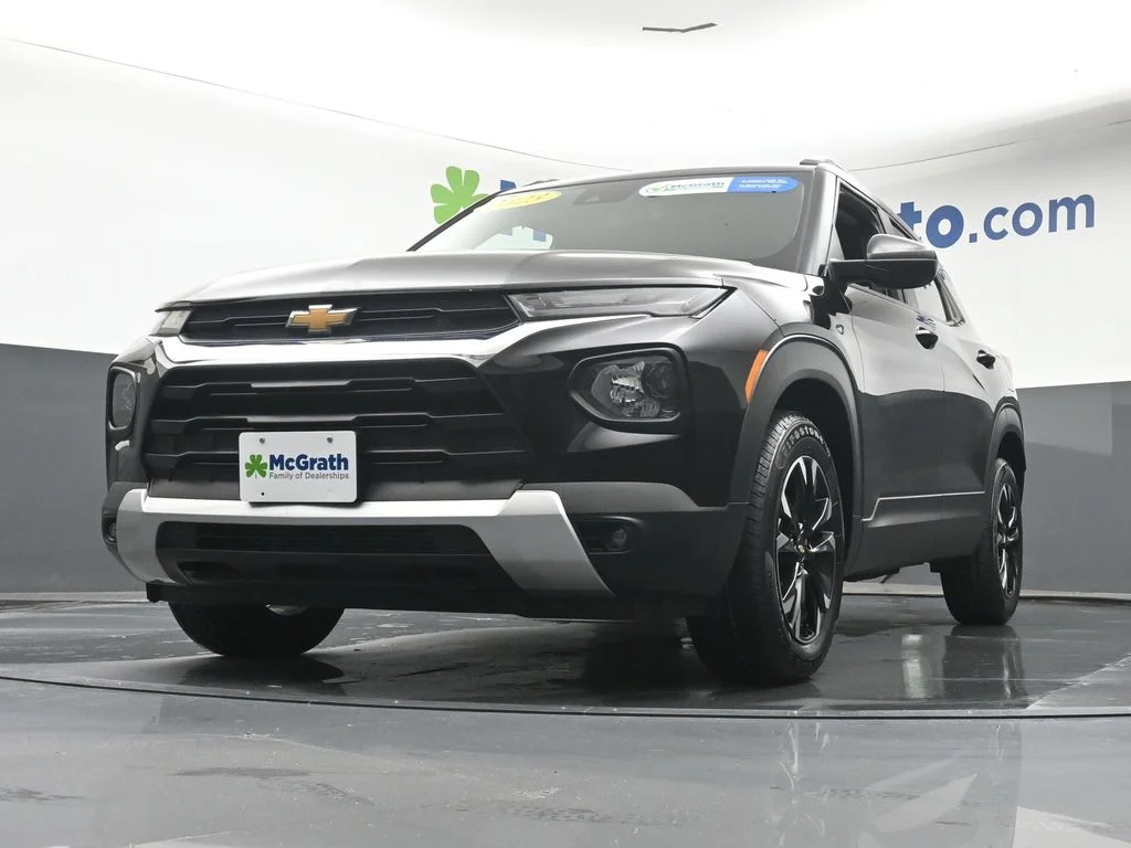 Used 2023 Black Chevrolet LT image 7