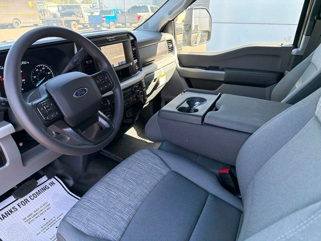 2026 Ford F-350 Super Duty XLT - Photo 11
