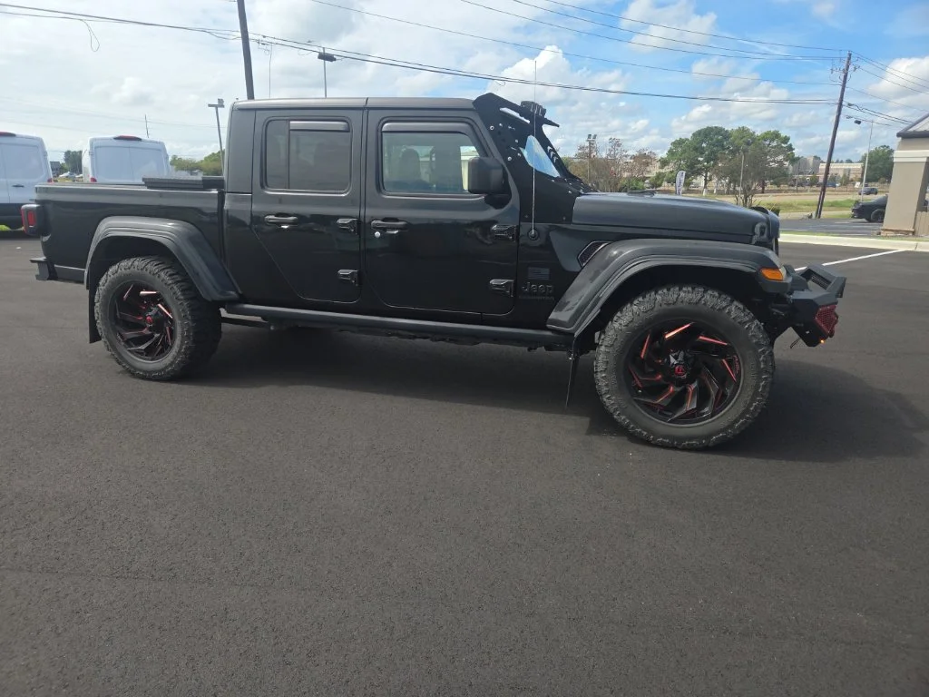 Used 2023 Black Jeep Sport image 19